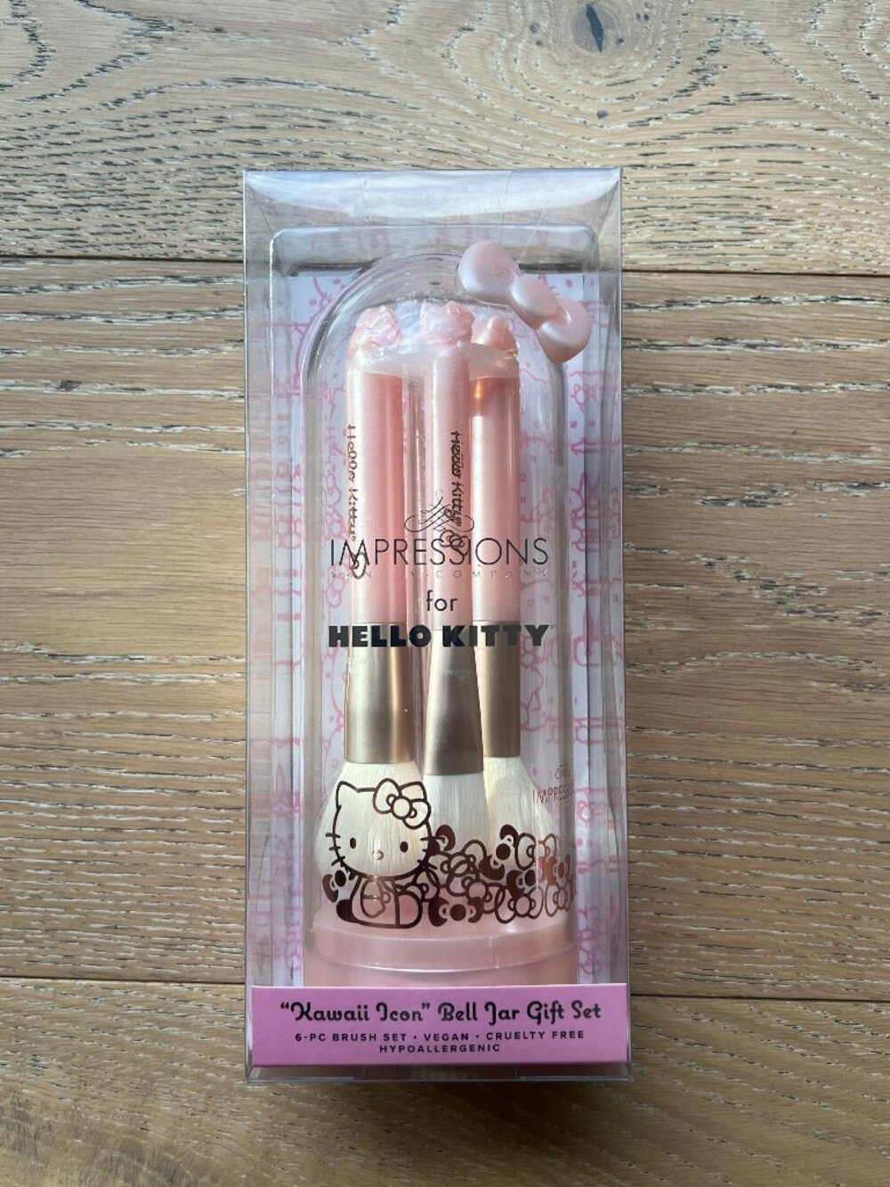 Hello Kitty Impressions 6pc Makeup Brushes